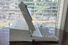 Macintosh-Portable-3